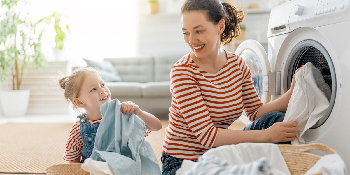 Getting Kids To Help With Laundry – Sophie & Panda